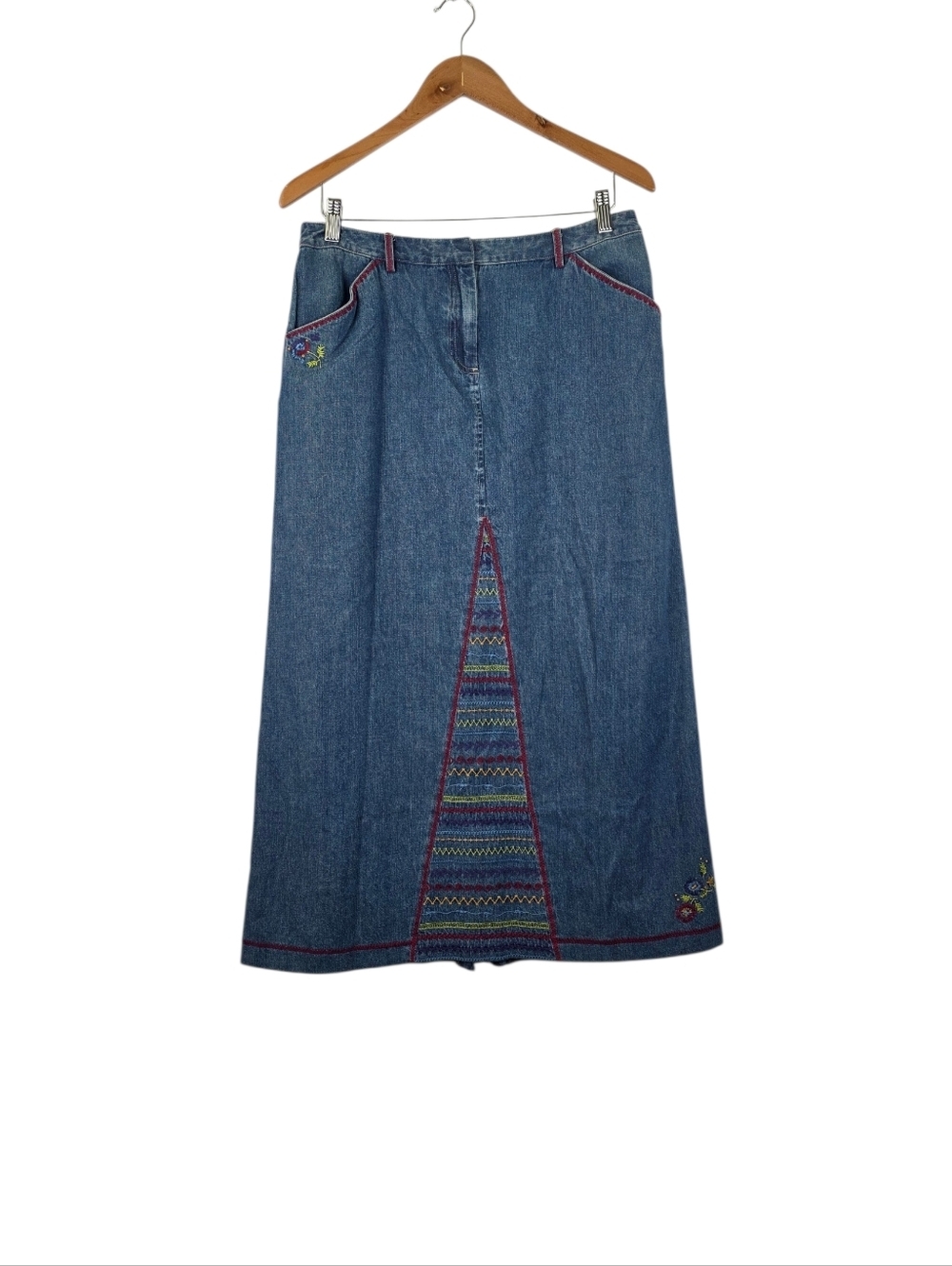 J.Jill Women's Size‎ 10 Denim Jean Skirt Back Slit Embroidered Floral Pattern
